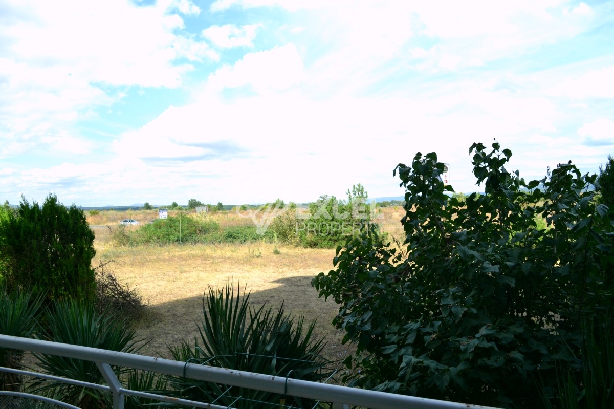 Двустаен, мебелиран имот- в северната част на Слънчев бряг