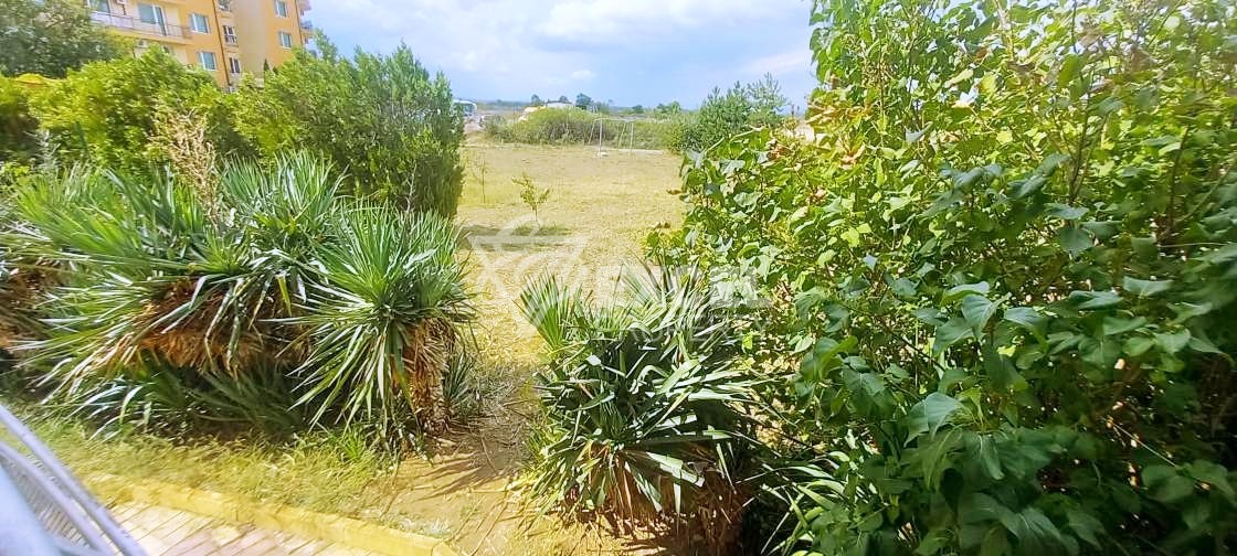 Двустаен, мебелиран имот- в северната част на Слънчев бряг