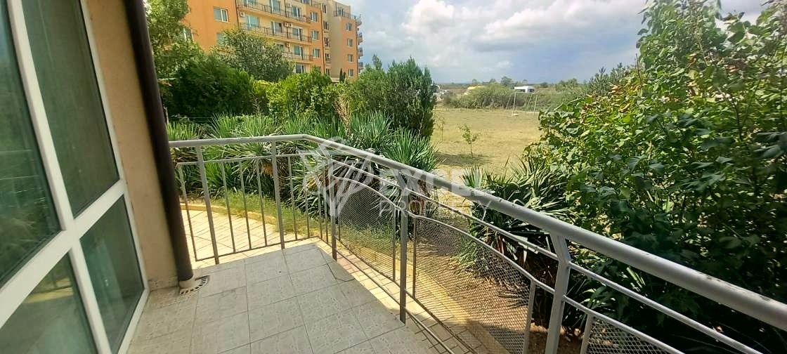 Двустаен, мебелиран имот- в северната част на Слънчев бряг