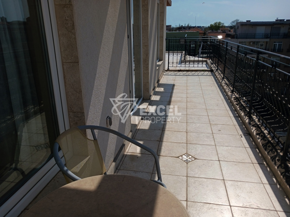 Двустаен апартамент  в комплекс Даун Парк