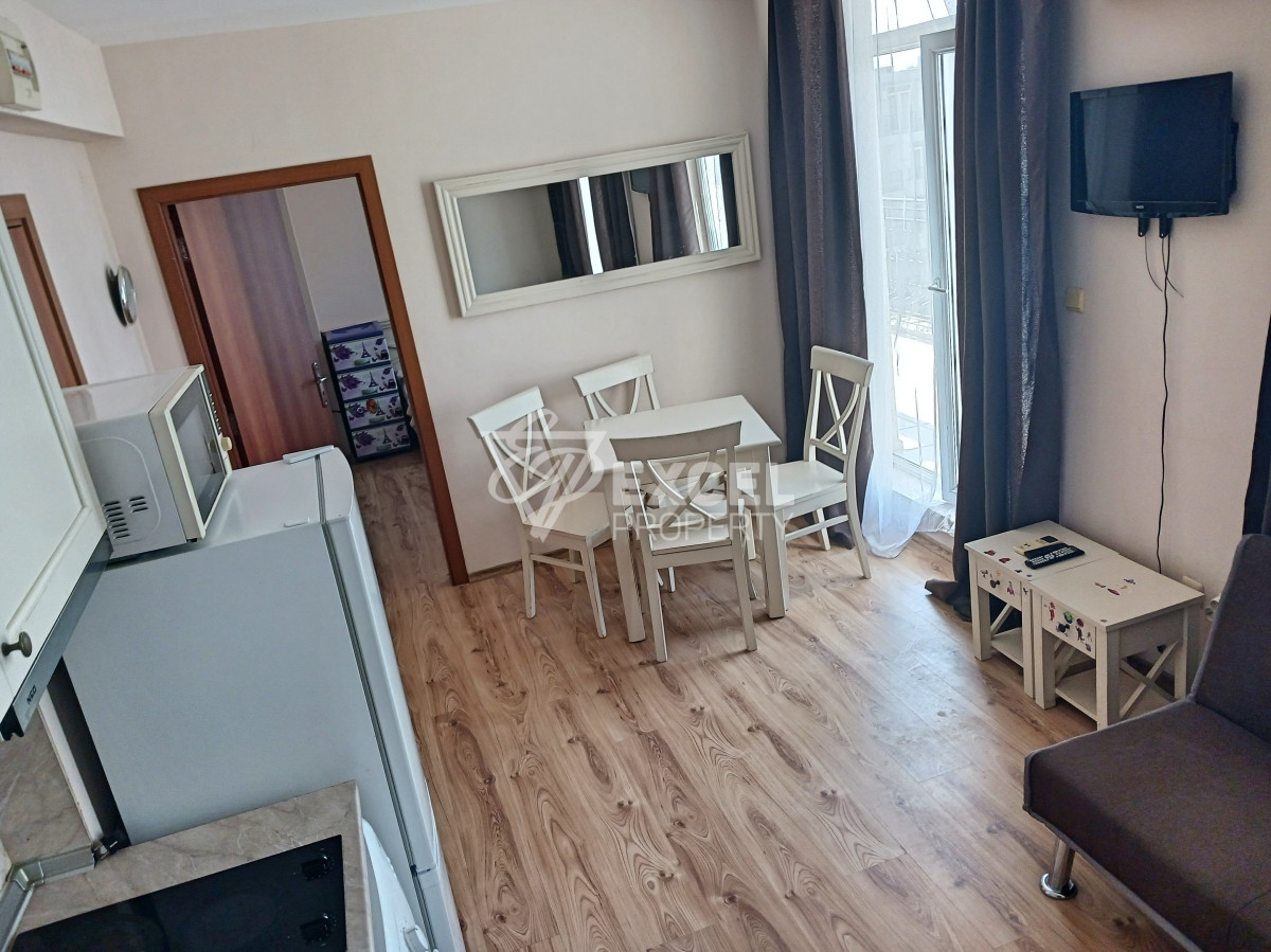 Двустаен апартамент  в комплекс Даун Парк