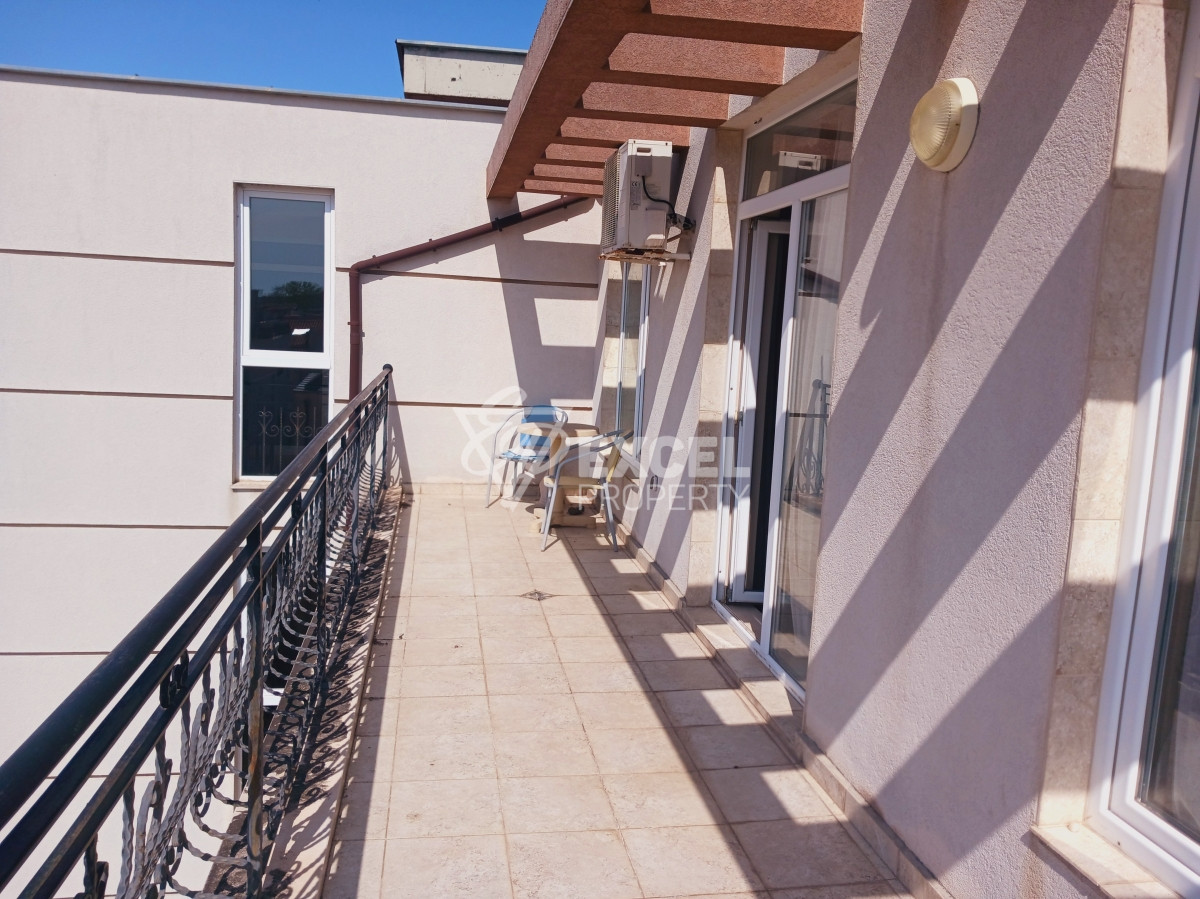 Двустаен апартамент  в комплекс Даун Парк