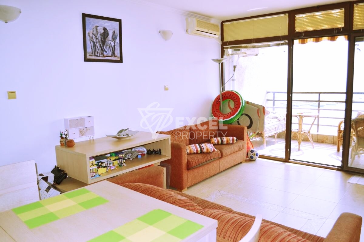 Тристаен имот-гледка море, басейн и планина, Свети Влас