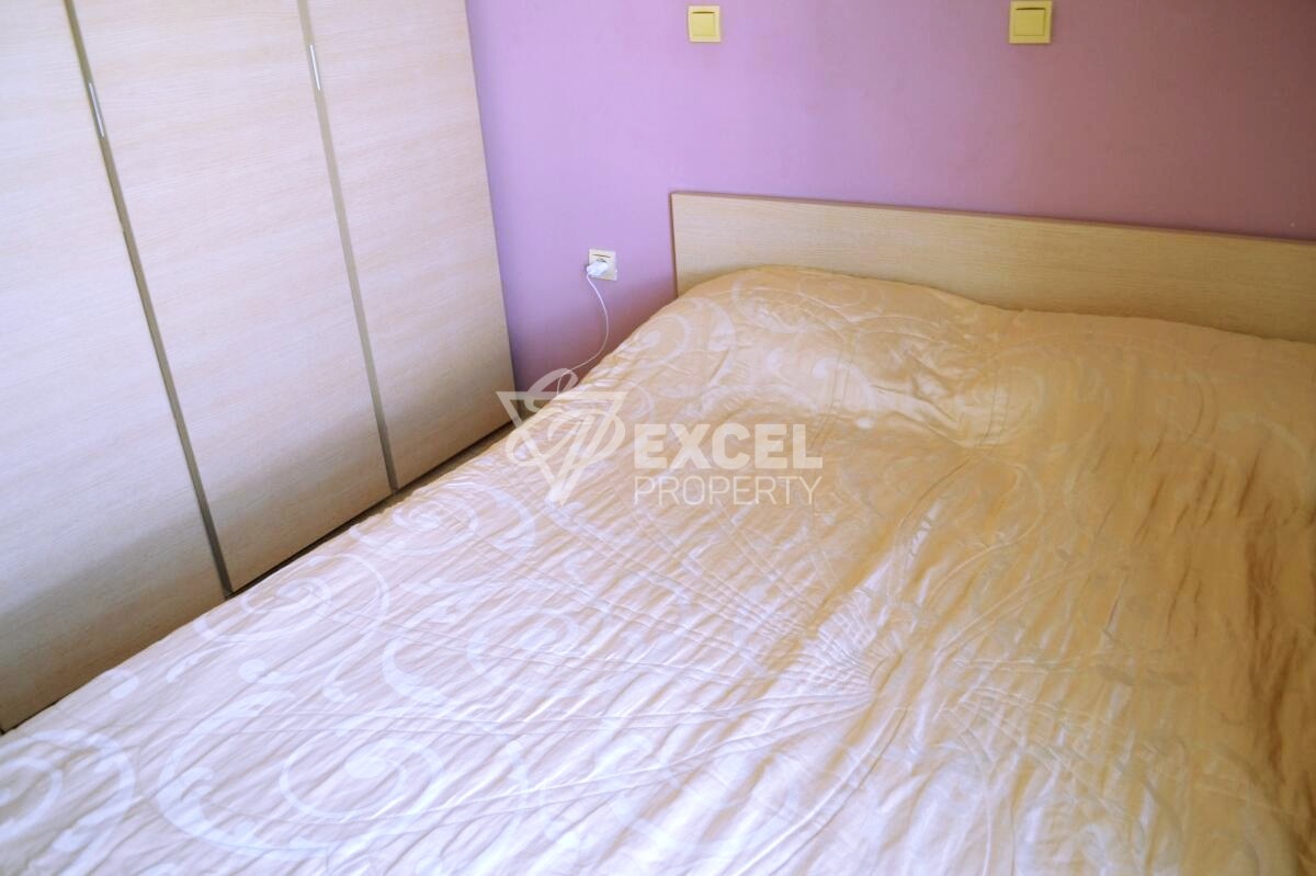 Тристаен имот-гледка море, басейн и планина, Свети Влас