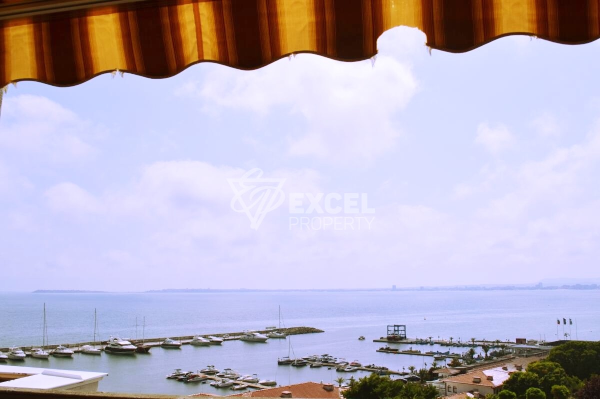 Тристаен имот-гледка море, басейн и планина, Свети Влас