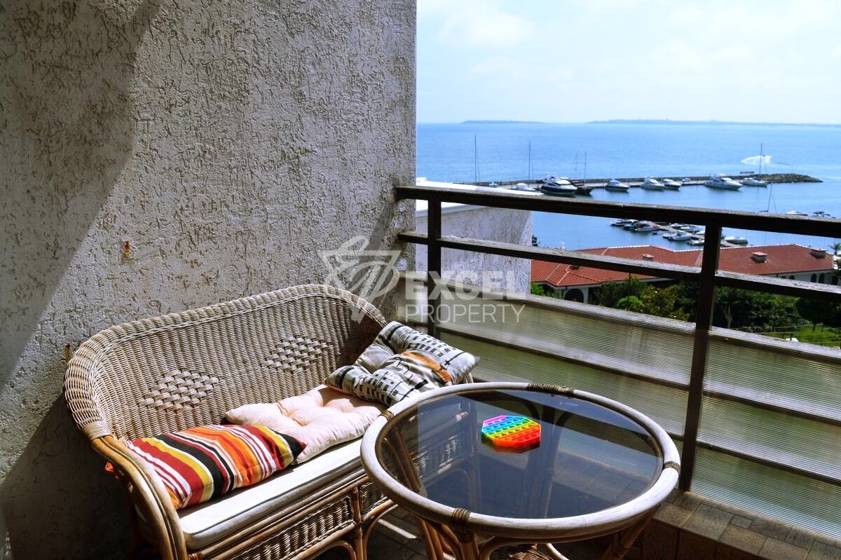 Тристаен имот-гледка море, басейн и планина, Свети Влас