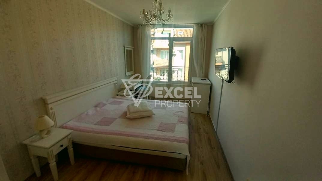 Двустаен, обзаведен имот в комплекс Даун Парк- гледка басейн