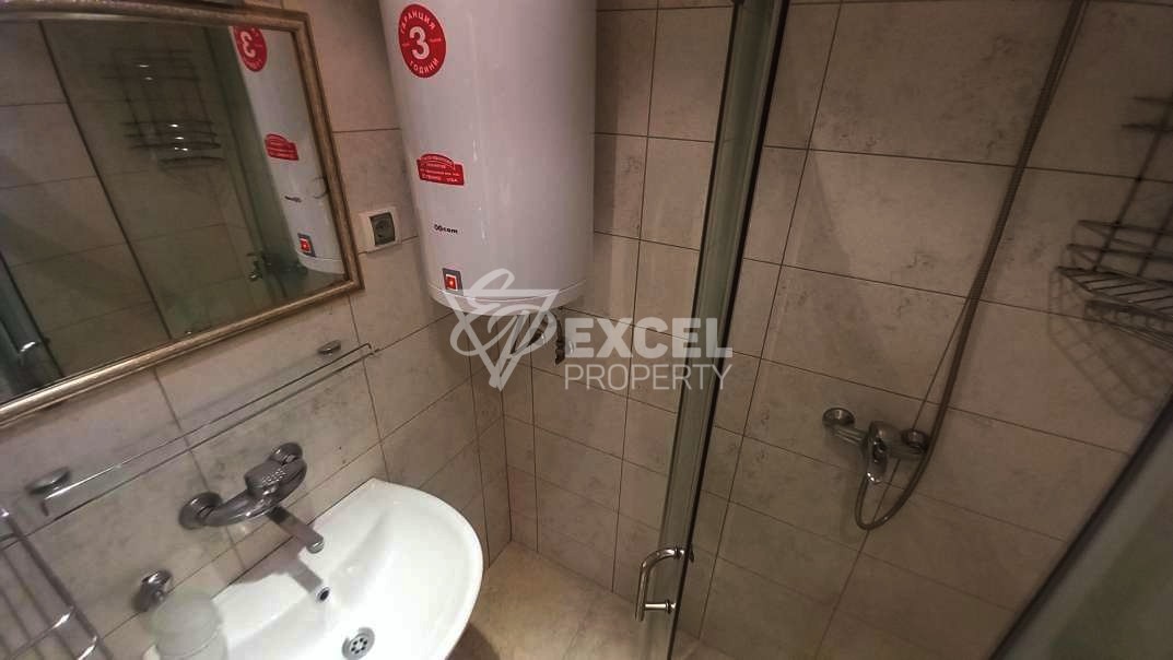 Двустаен, обзаведен имот в комплекс Даун Парк- гледка басейн