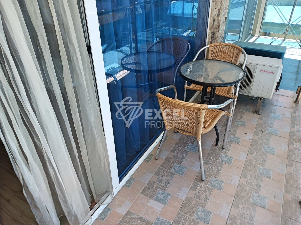 Двустаен имот на 50м от плажната ивица в Слънчев Бряг