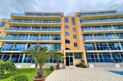 Двустаен имот на 50м от плажната ивица в Слънчев Бряг