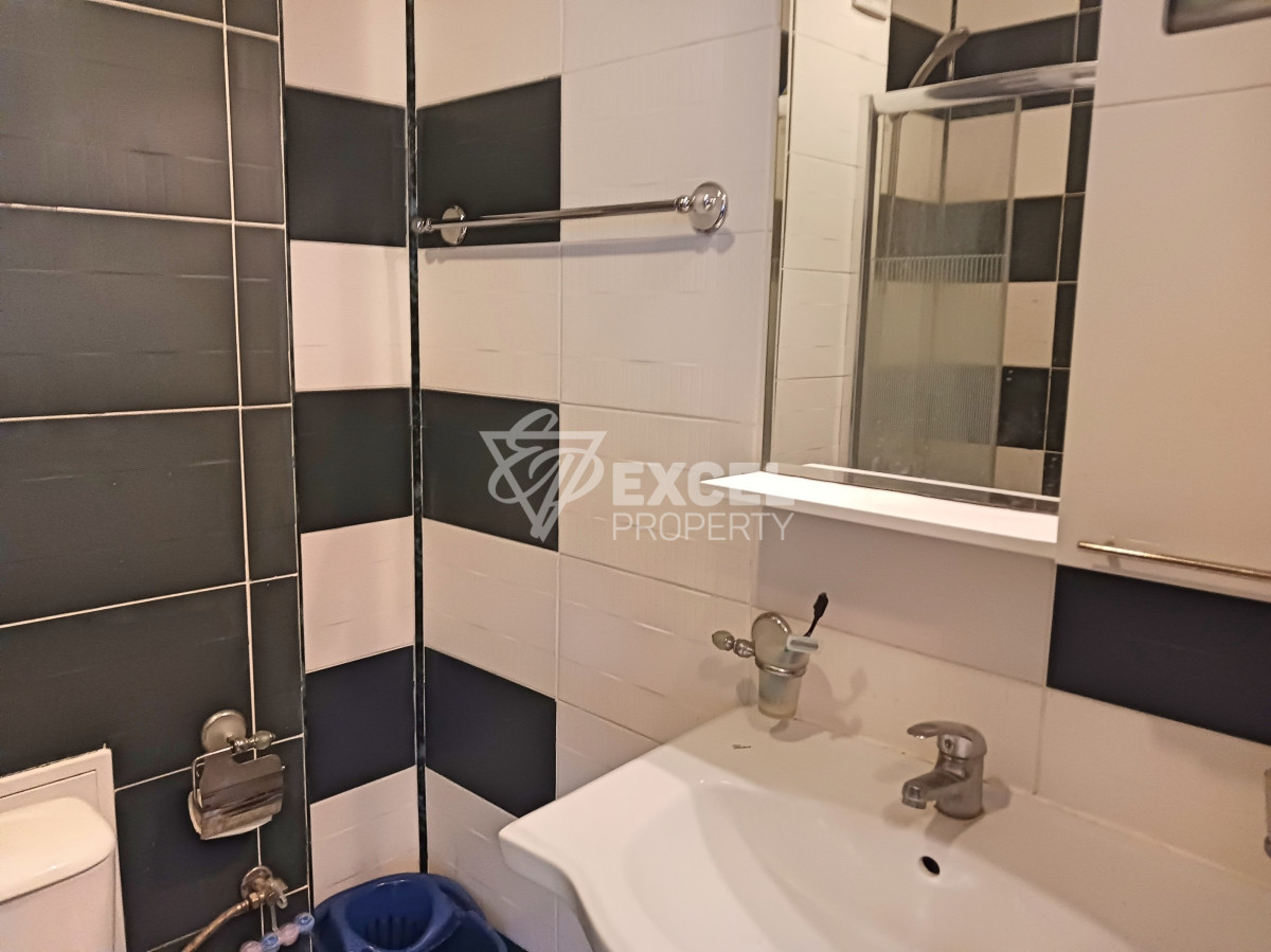 Двустаен имот на 50м от плажната ивица в Слънчев Бряг