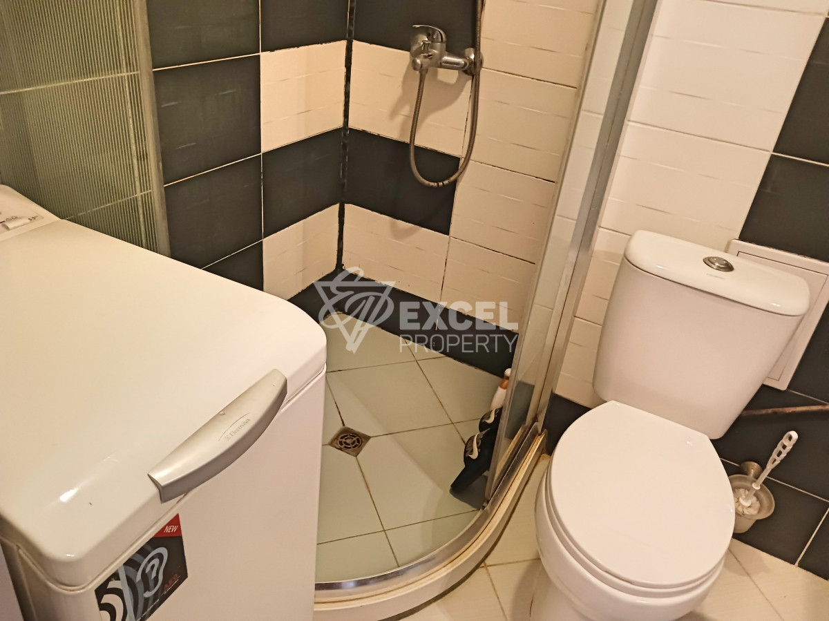 Двустаен имот на 50м от плажната ивица в Слънчев Бряг