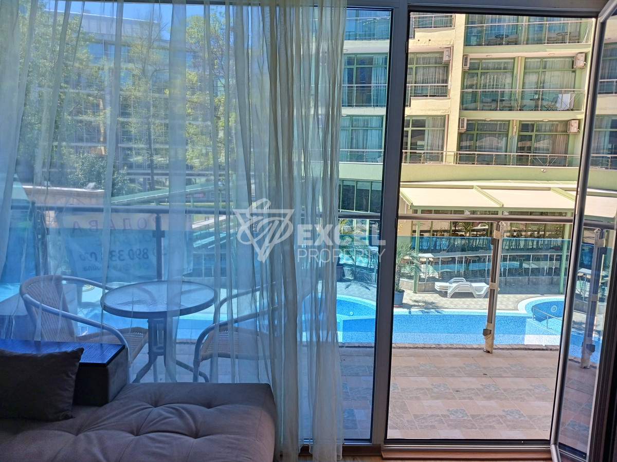 Двустаен имот на 50м от плажната ивица в Слънчев Бряг