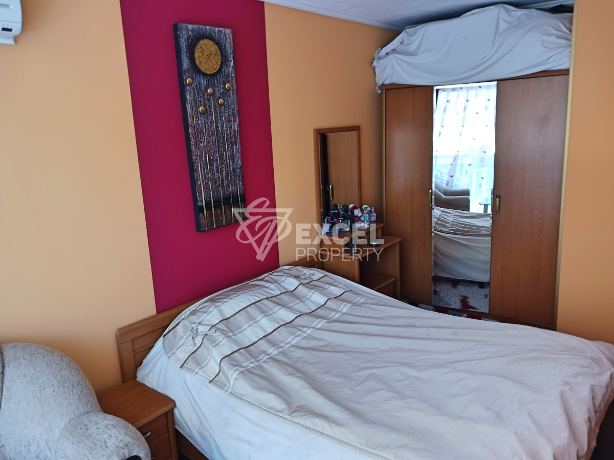 Двустаен имот на 50м от плажната ивица в Слънчев Бряг