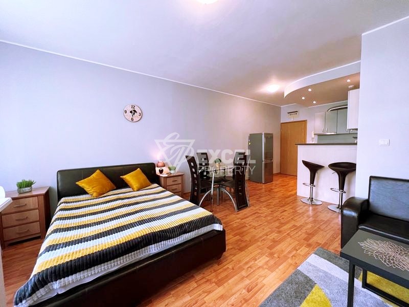 Обзаведен имот в комплекс Райска Градина - Свети Влас, първа линия