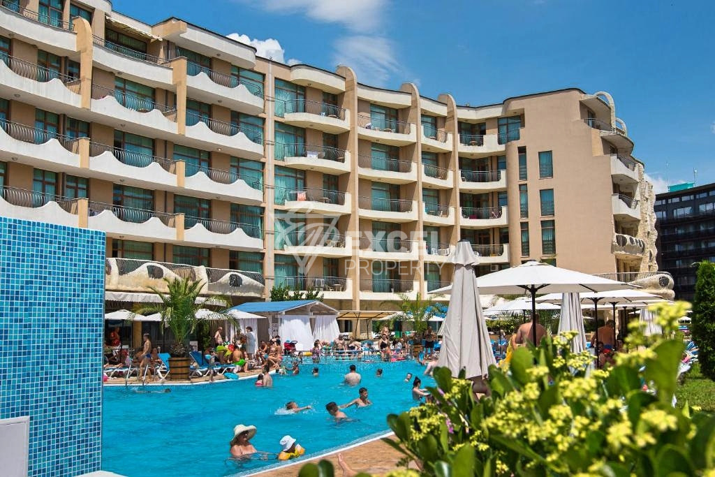 Тристаен обзаведе имот-комплекс Гренада, Слънчев Бряг