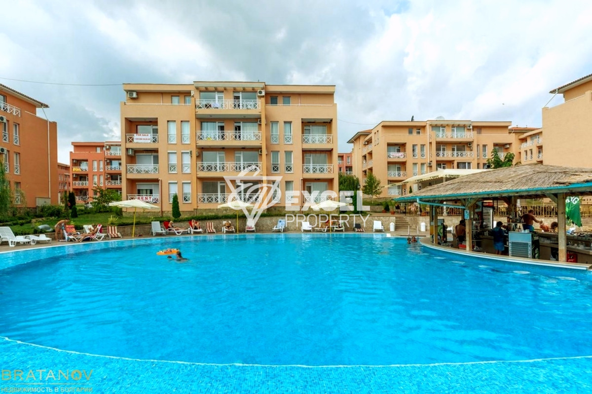 Тристаен имот на партера, с две тераси- Съни Дей 6 комплекс