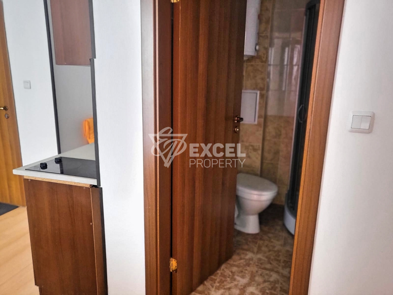 Тристаен имот на партера, с две тераси- Съни Дей 6 комплекс