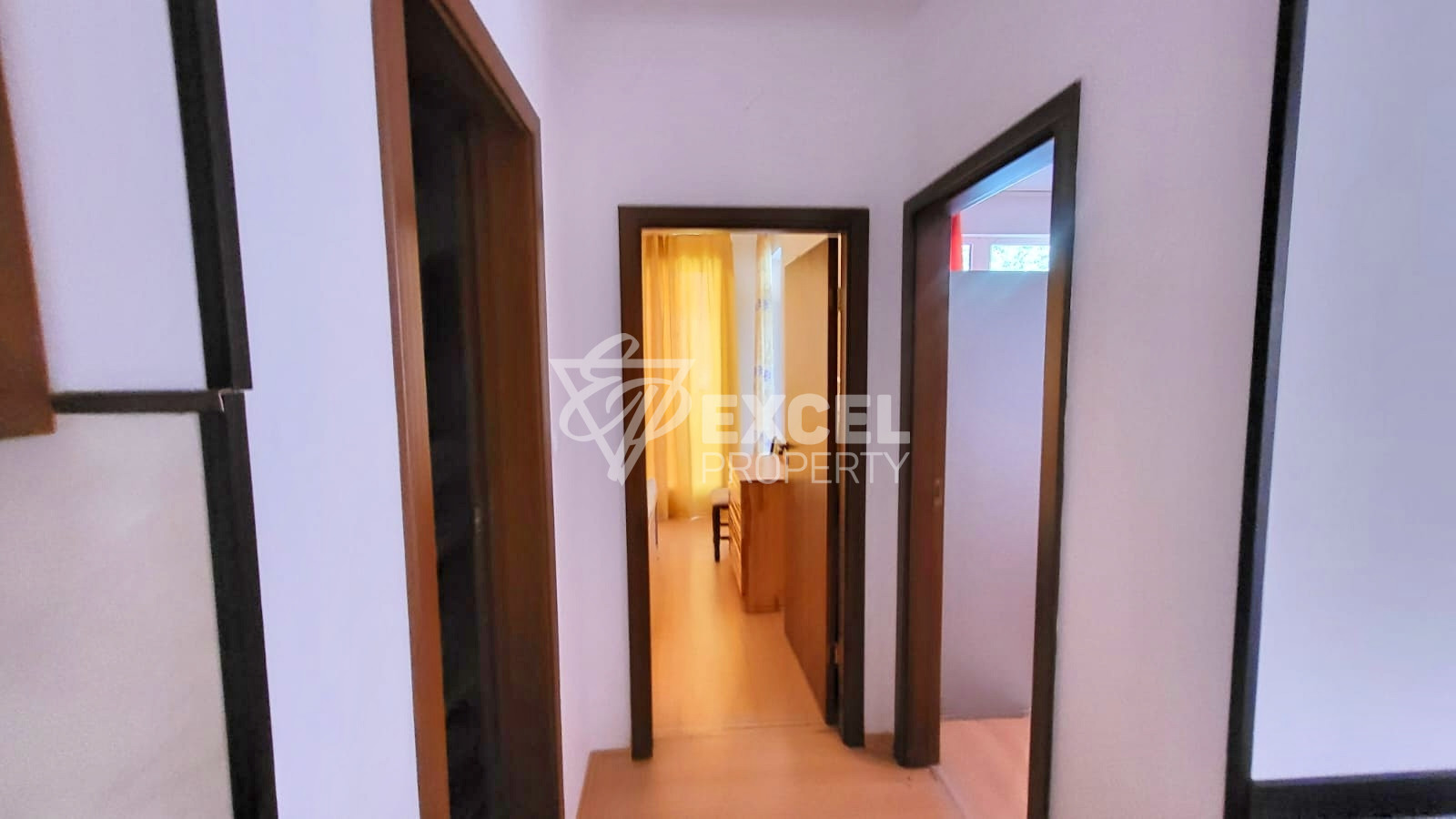 Тристаен имот на партера, с две тераси- Съни Дей 6 комплекс