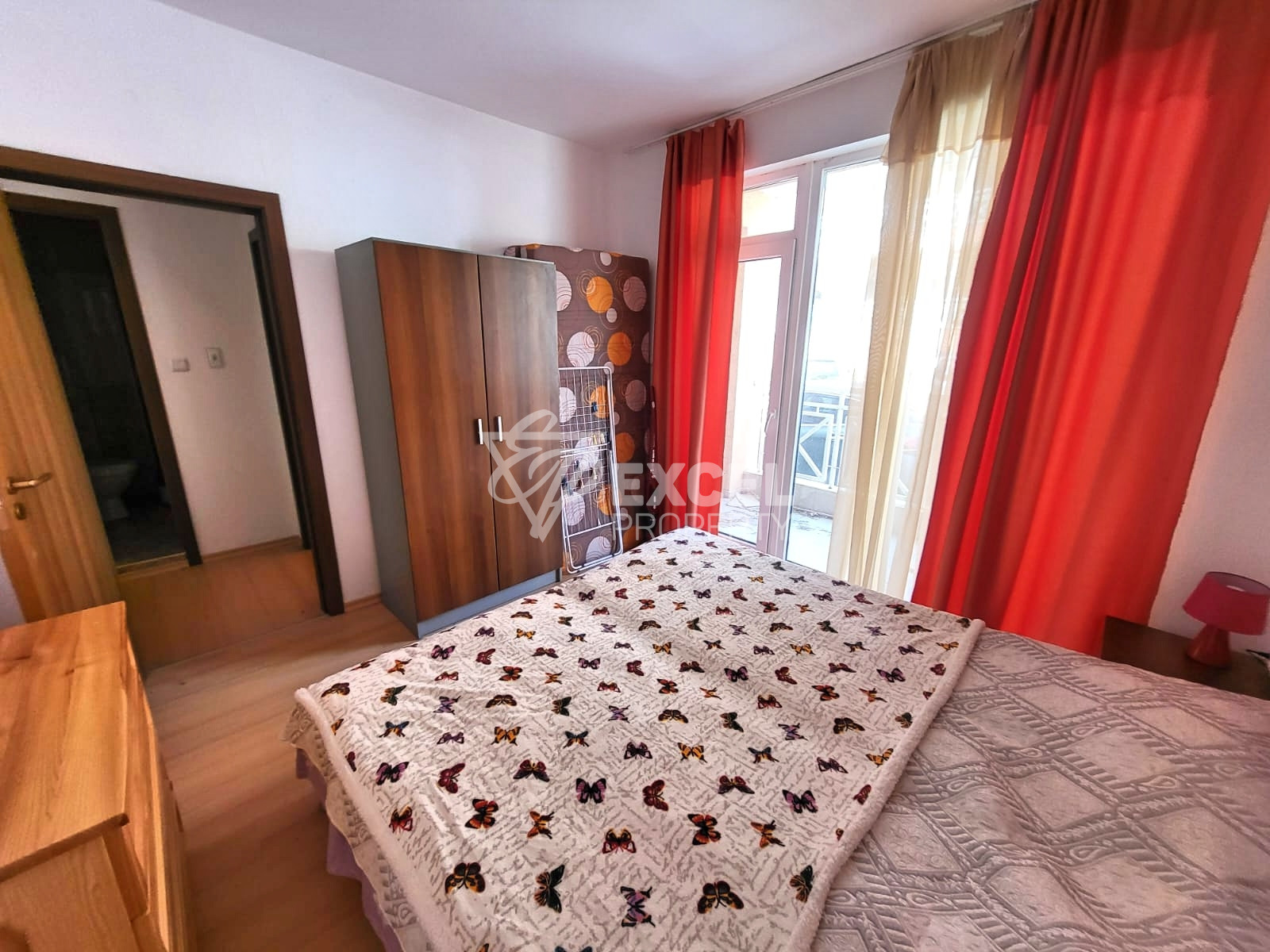 Тристаен имот на партера, с две тераси- Съни Дей 6 комплекс