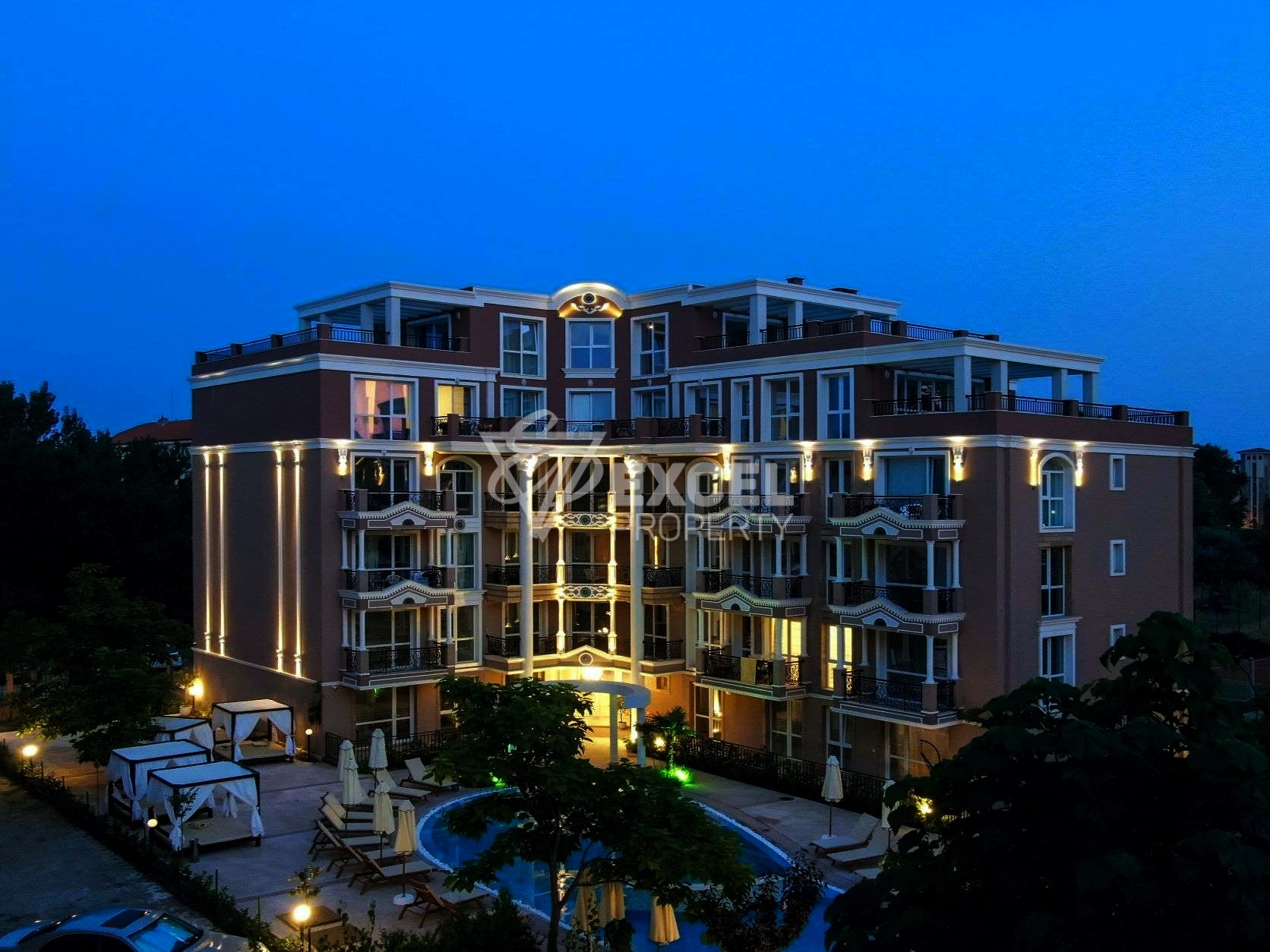 Нов апартамент с мебели- Изида Палас 1 комплекс