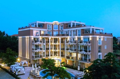 Студио с кухня, в модерен комплекс Изида Палас 2 -Слънчев Бряг