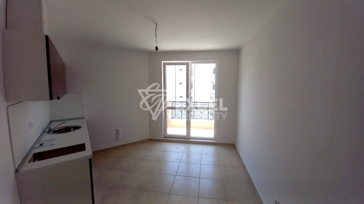 Студио с кухня, в модерен комплекс Изида Палас 2 -Слънчев Бряг