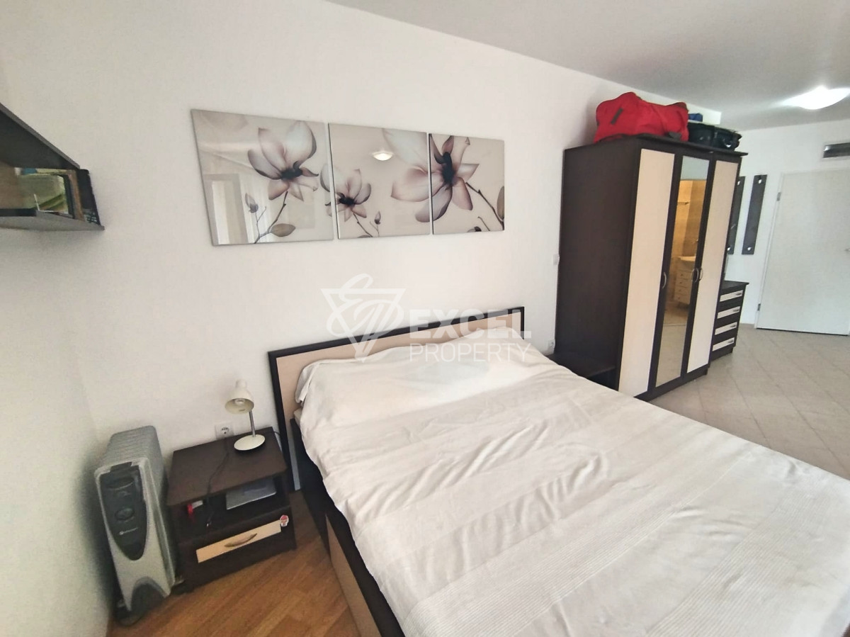 Мебелирано студио, с отделна спална зона- Марина Кейп, на 200м. от морето