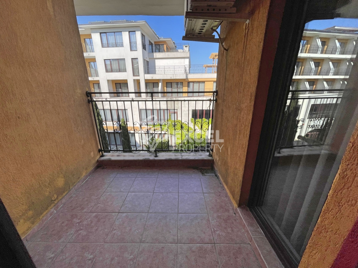 Обзаведен, просторен  имот с гледка море- Марина Кейп, Ахелой