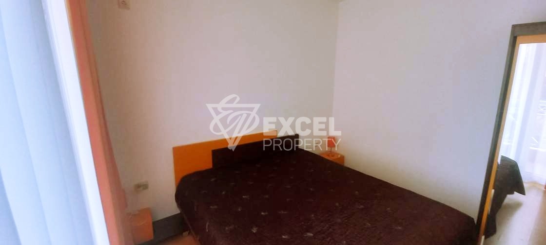 Двустаен обзаведен имот-в района на Слънчев бряг с платена такса поддръжка