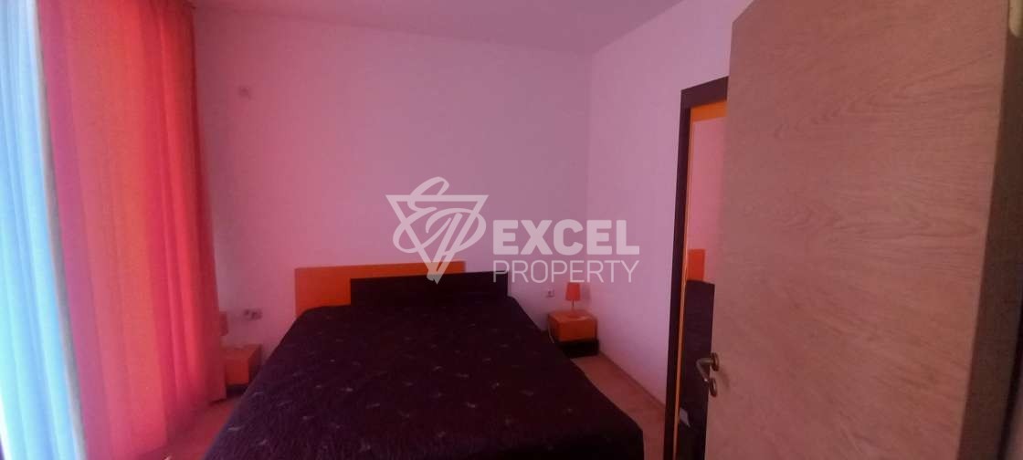 Двустаен обзаведен имот-в района на Слънчев бряг с платена такса поддръжка