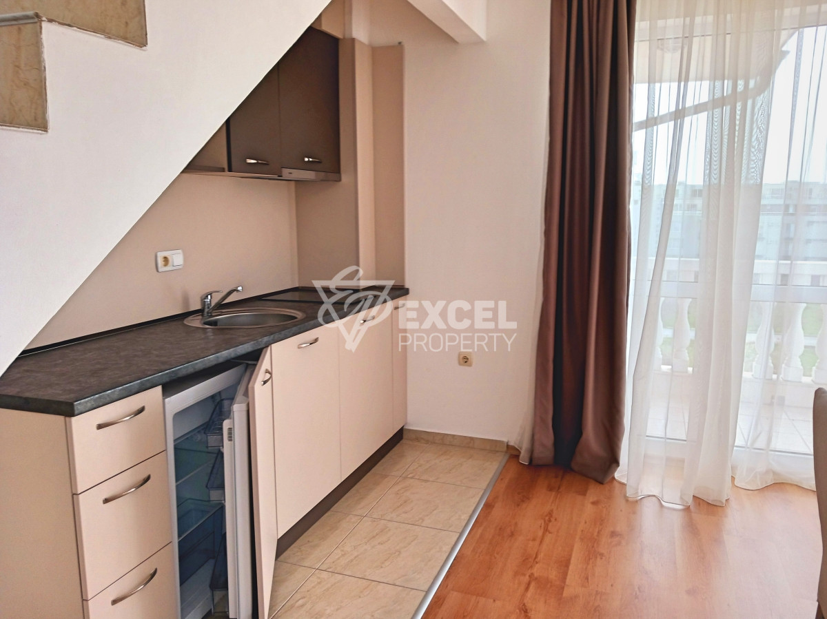 Просторен двустаен имот- мезонет, в комплекс Сий Даймънд