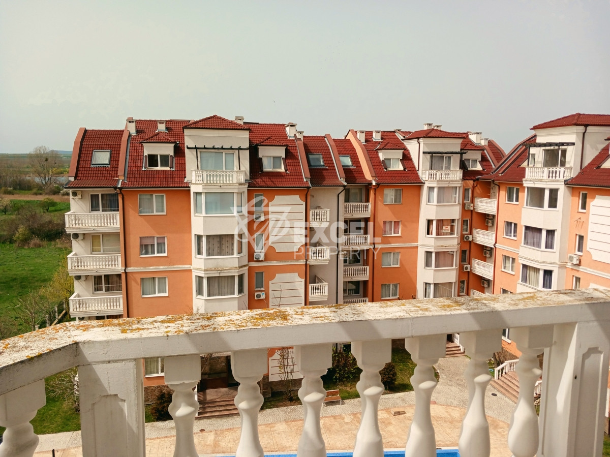 Просторен двустаен имот- мезонет, в комплекс Сий Даймънд