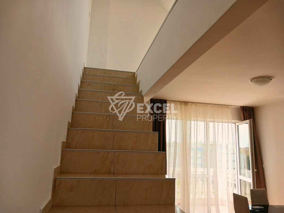 Просторен двустаен имот- мезонет, в комплекс Сий Даймънд