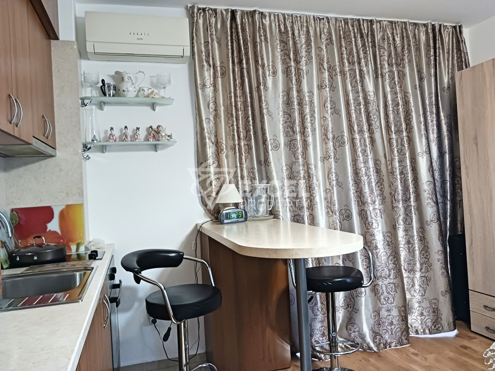 Обзаведен апартамент с една спалня, в района на Какао бийч, Слънчев бряг