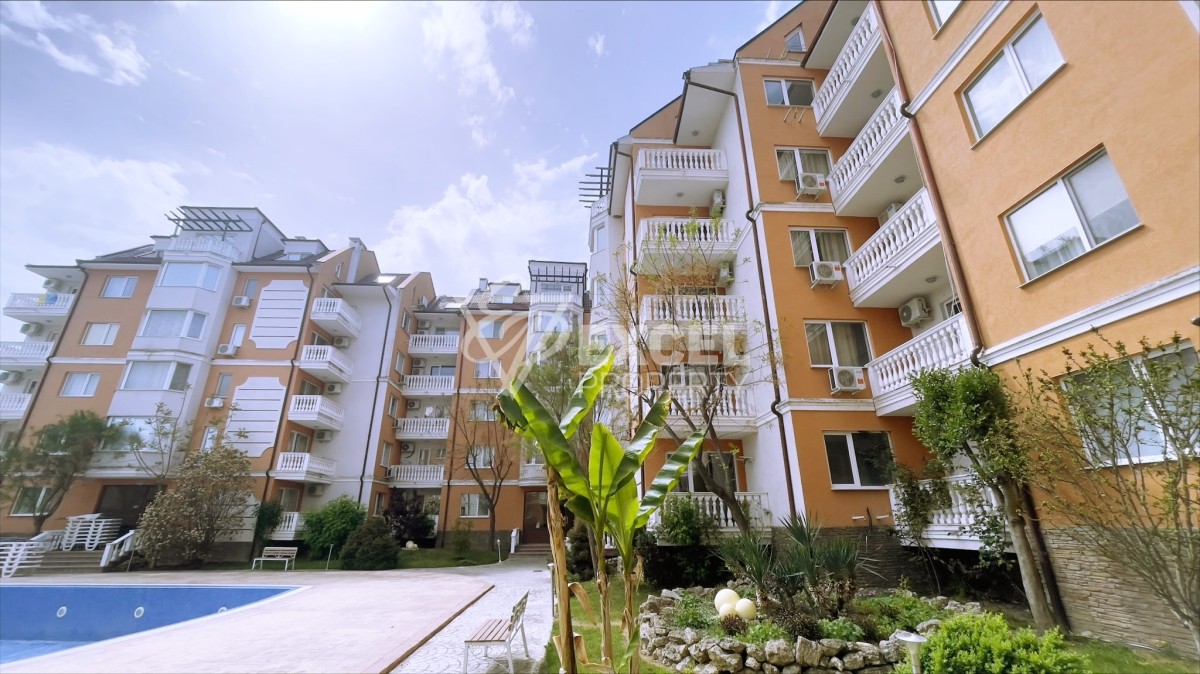 Двустаен имот с мебели в района на Какао бийч, Слънчев бряг