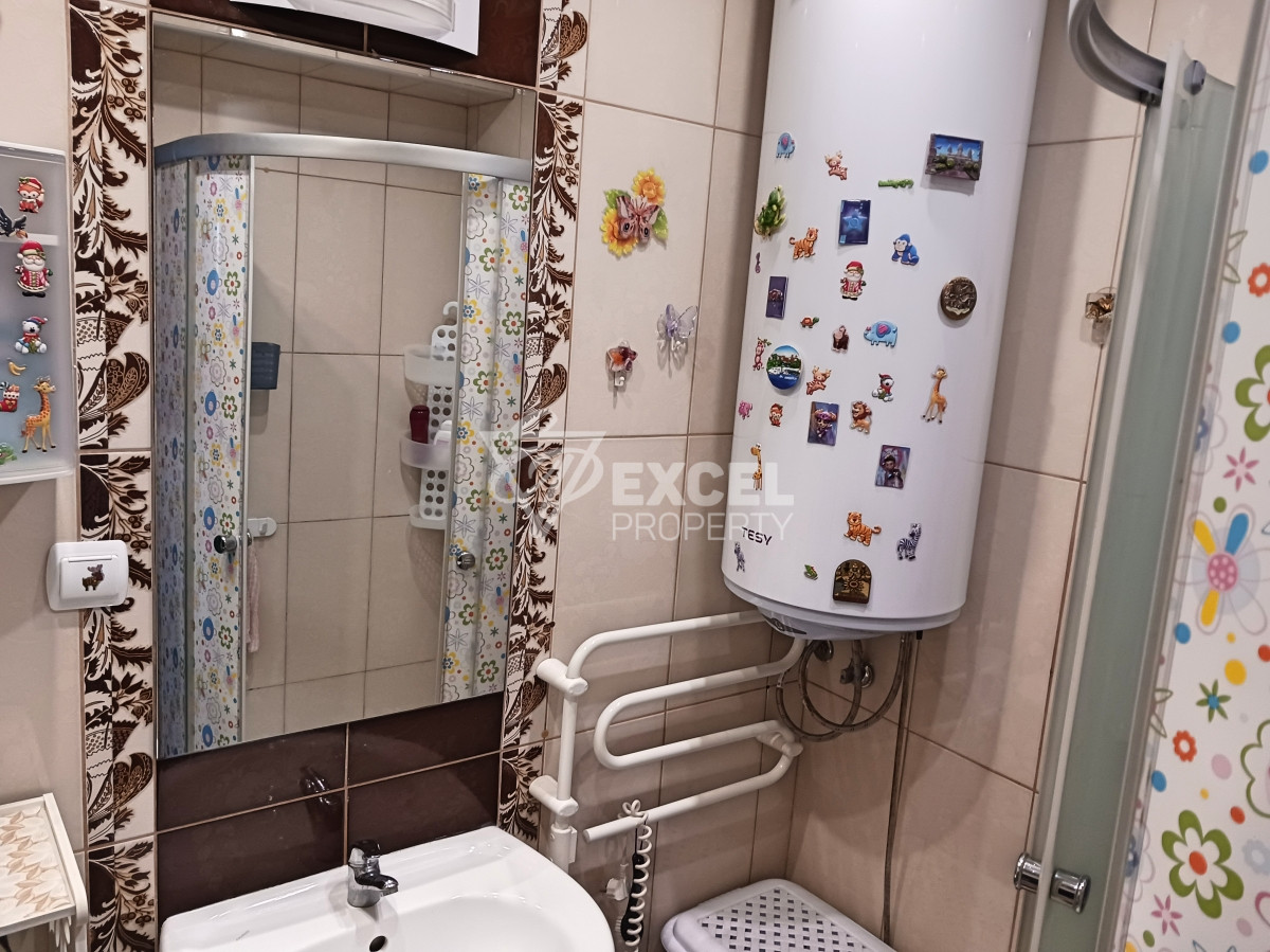 Тристаен имот с мебели, партер в района на Какао Бийч