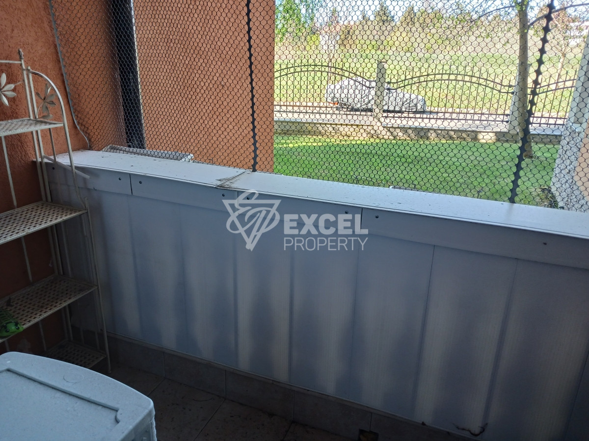 Тристаен имот с мебели, партер в района на Какао Бийч