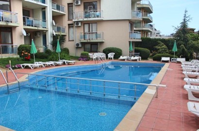 Двустаен, обзаведен имот с гледка море  -Свети Влас