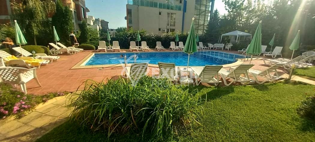 Двустаен, обзаведен имот с гледка море  -Свети Влас