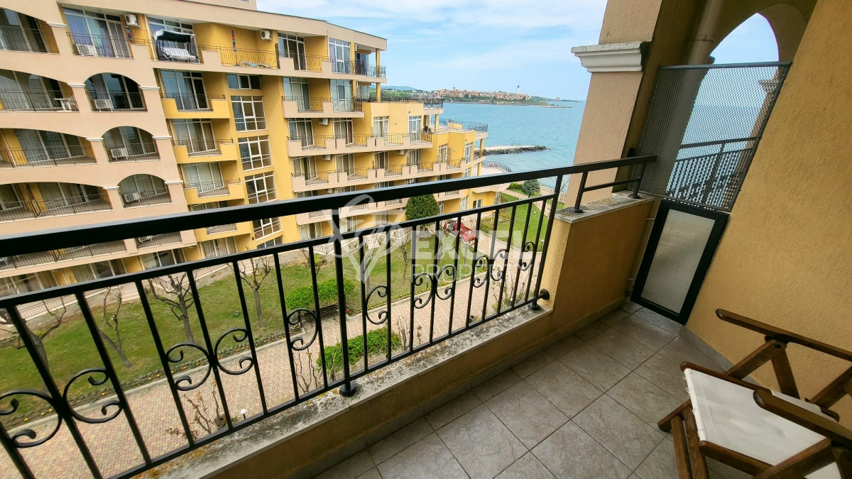 Студио на първа линия в Ахелой, подходящо за отдаване под наем