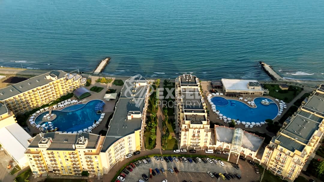 Студио на първа линия в Ахелой, подходящо за отдаване под наем