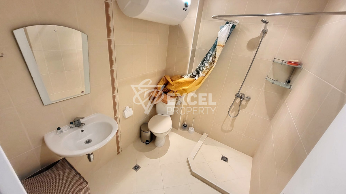 Студио на първа линия в Ахелой, подходящо за отдаване под наем