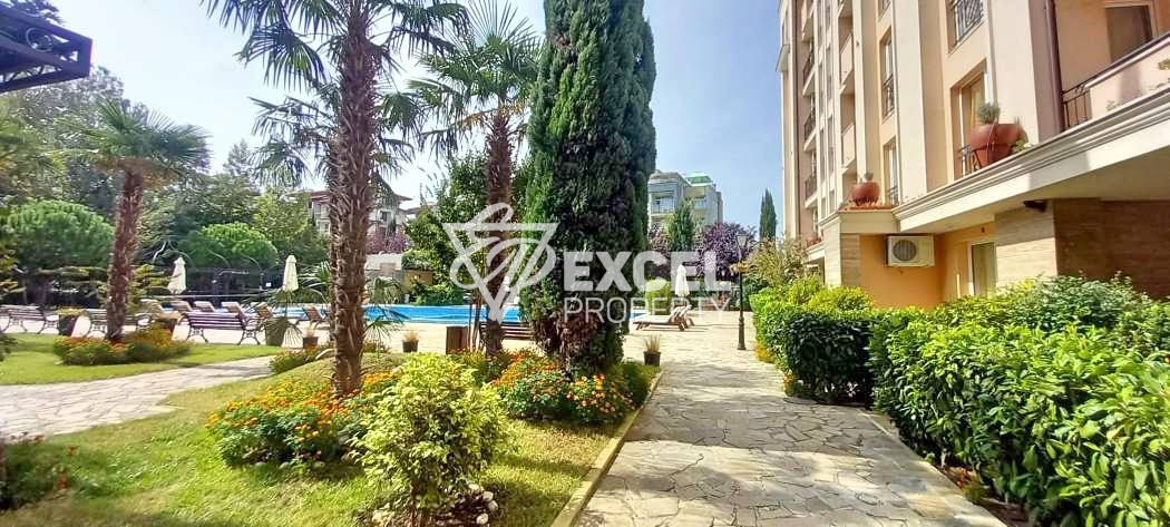 Двустаен, стилно обзаведен имот в комплекс Слънце и Море