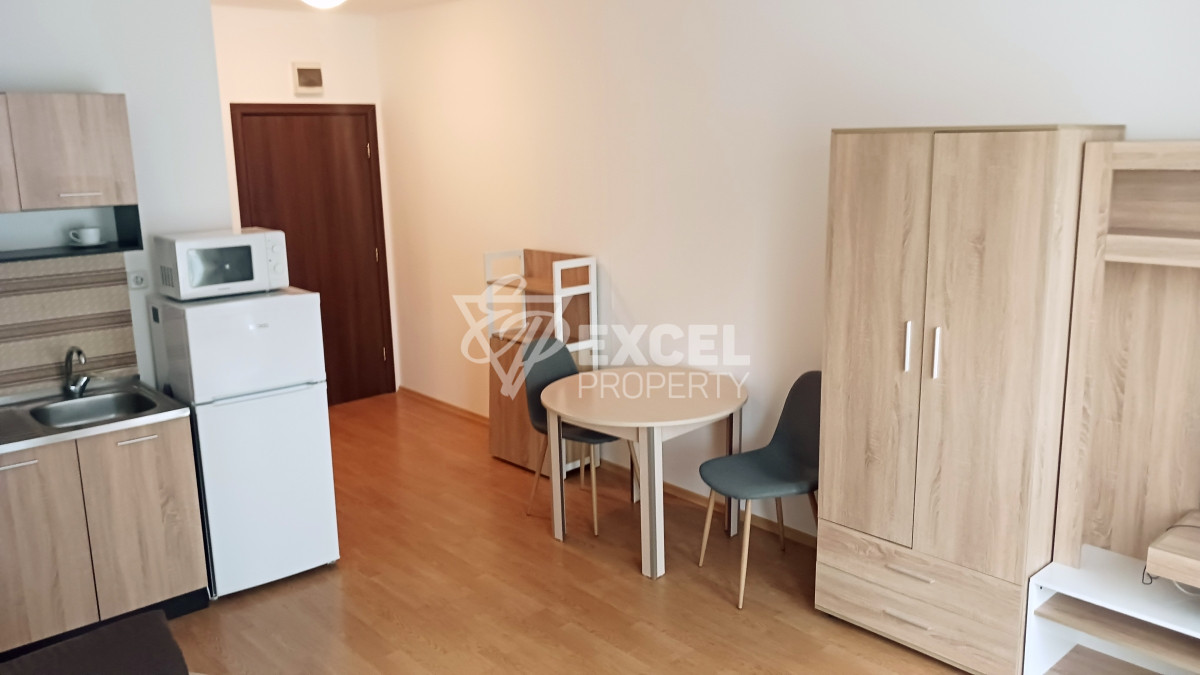 Обзаведено студио в Съни Дей 6 комплекс