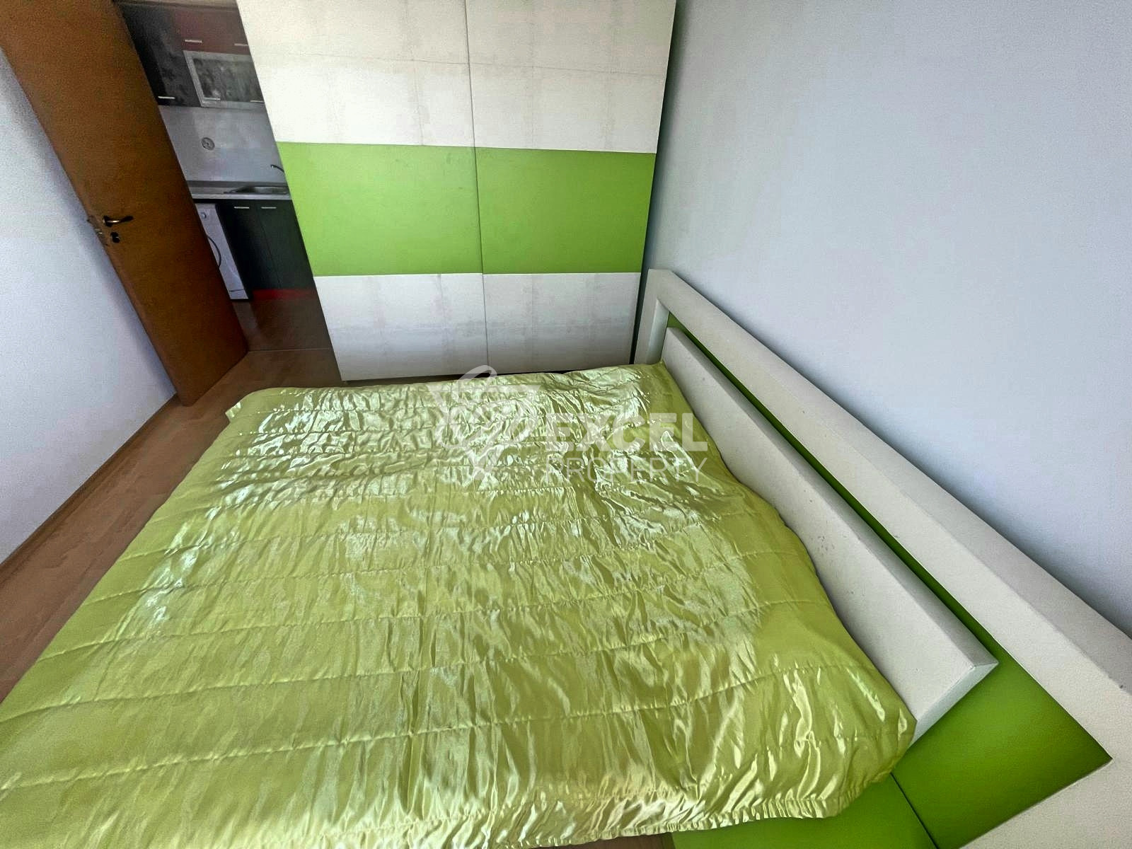 Двустаен, добре обзаведен имот в комплекс Съни Дей 6