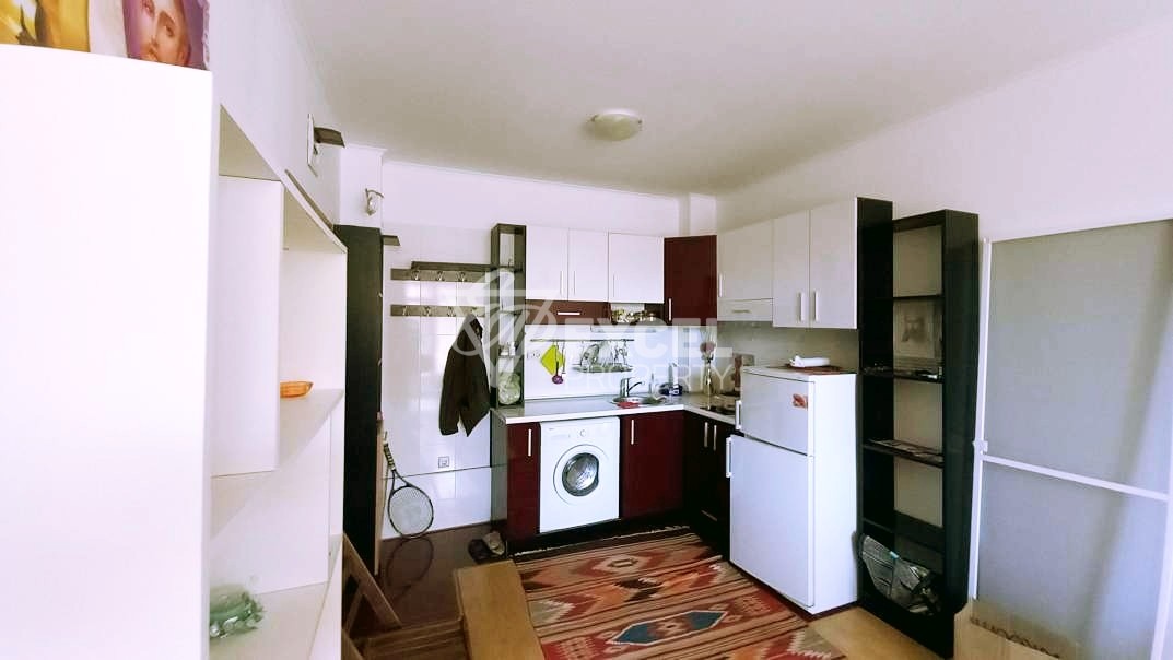 Двустаен, мебелиран имот в комплекс Сани Дей 6