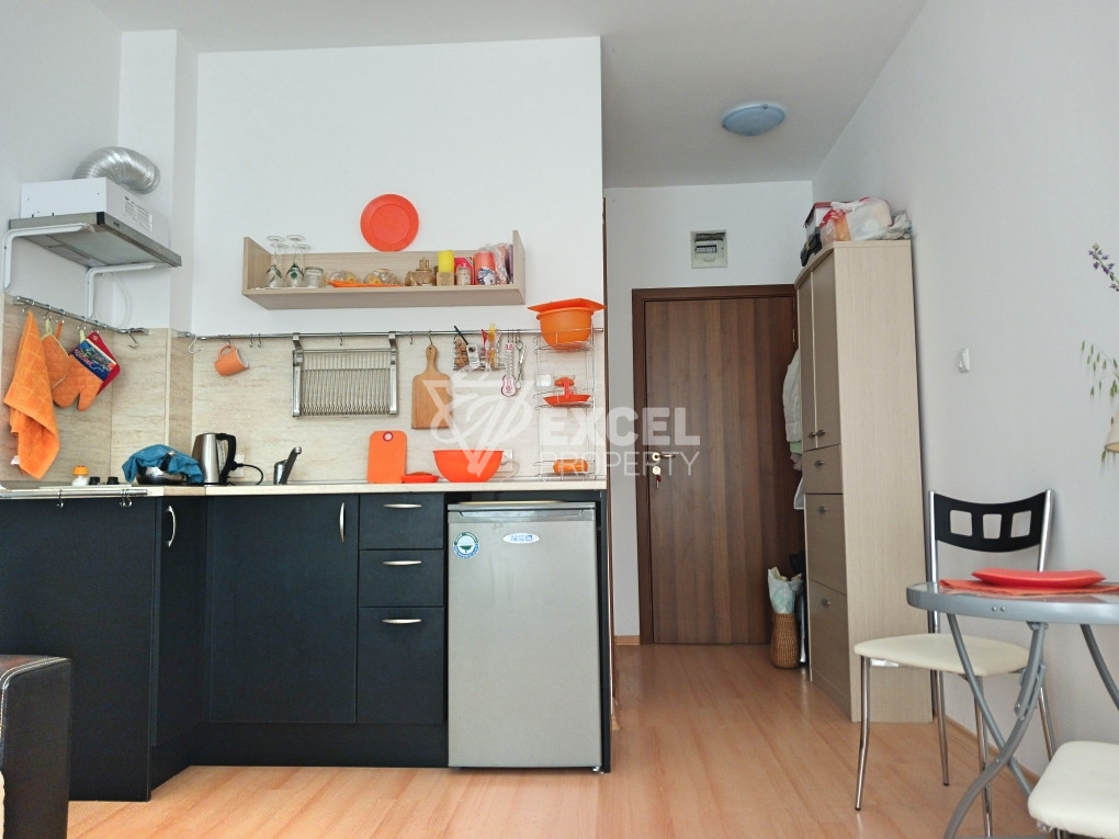 Студио с гледка към басейна Съни Дей 6