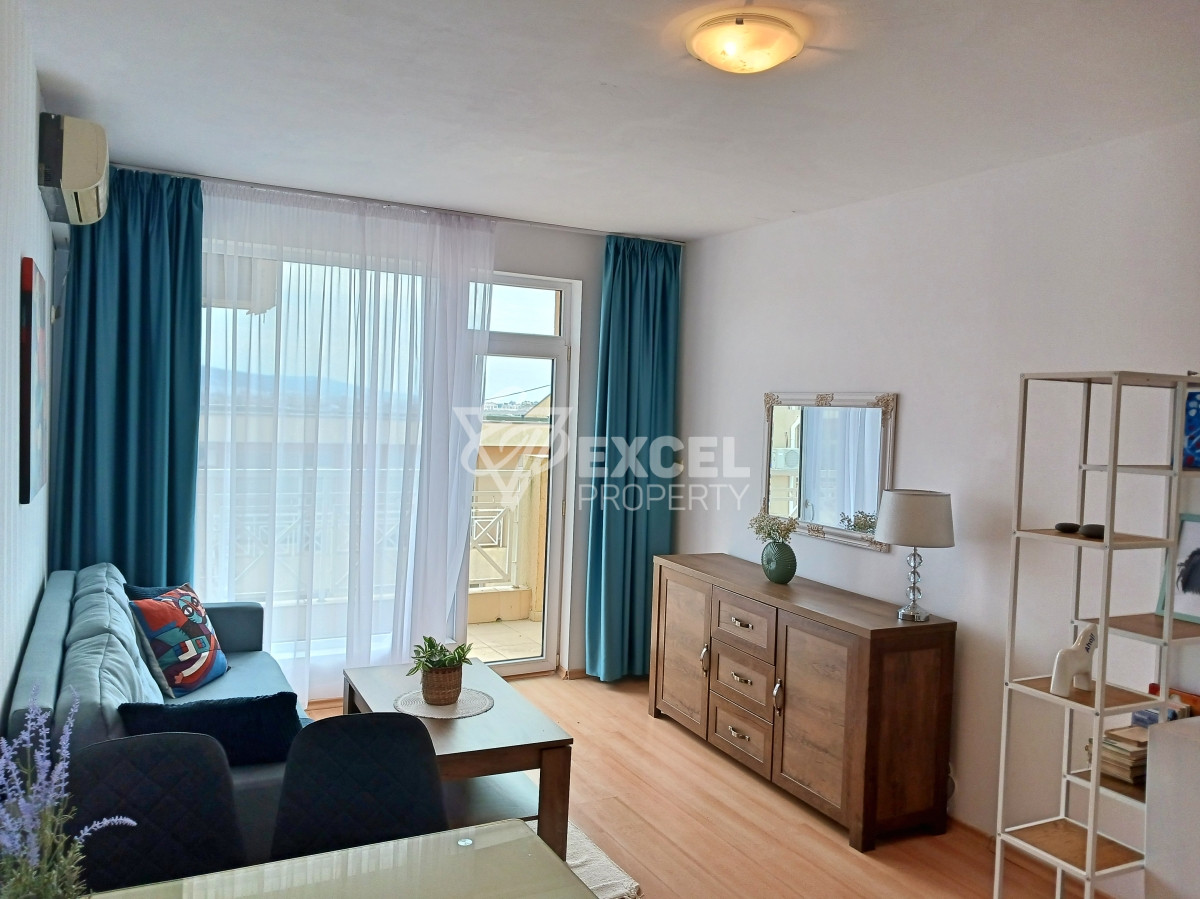 Стилен двустаен имот в комплекс Съни Дей 6