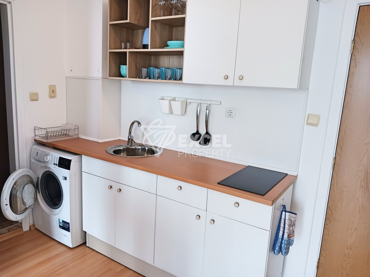 Стилен двустаен имот в комплекс Съни Дей 6